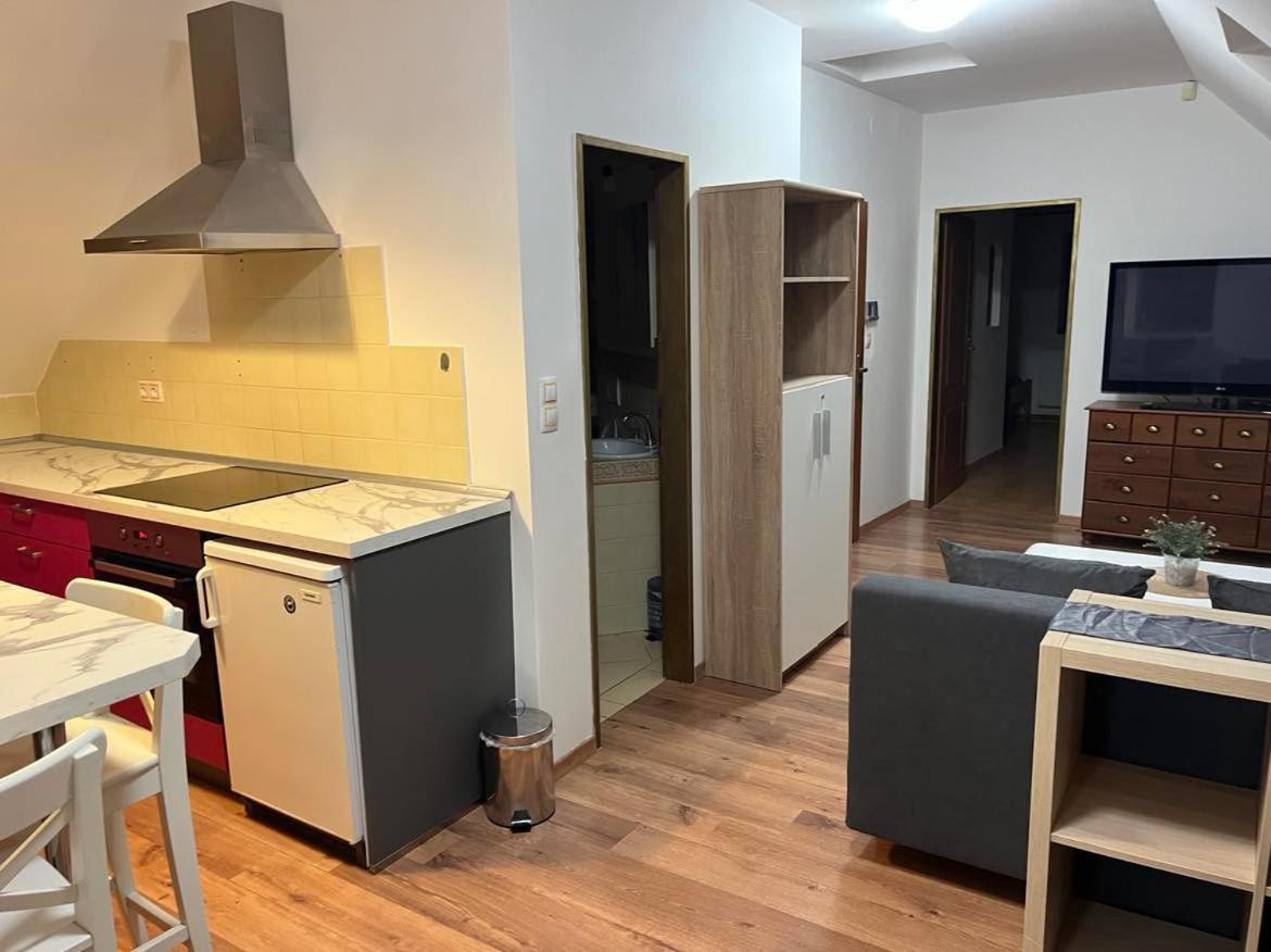 Penzion Zatisi Mikulov Extérieur photo