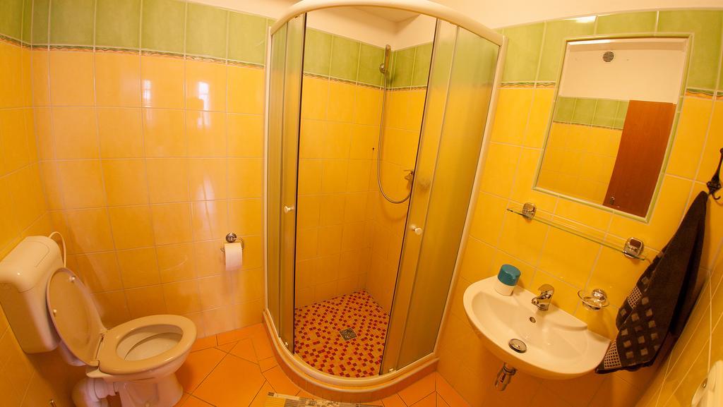 Penzion Zatisi Mikulov Chambre photo