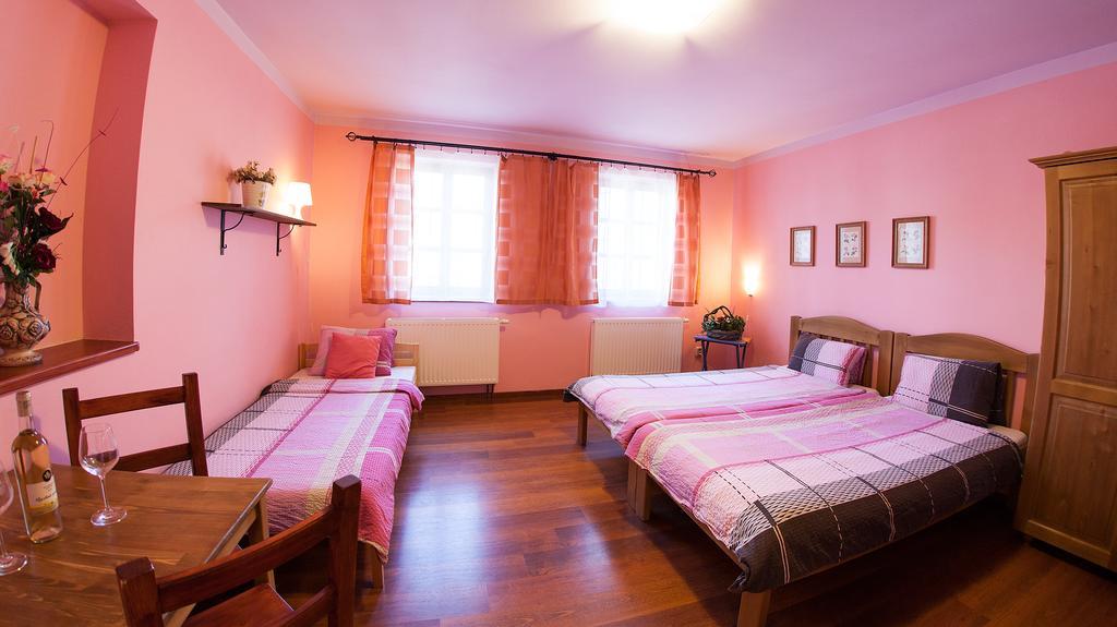 Penzion Zatisi Mikulov Chambre photo