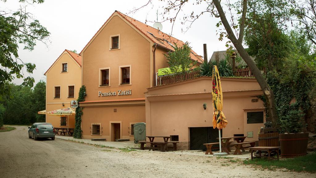 Penzion Zatisi Mikulov Extérieur photo