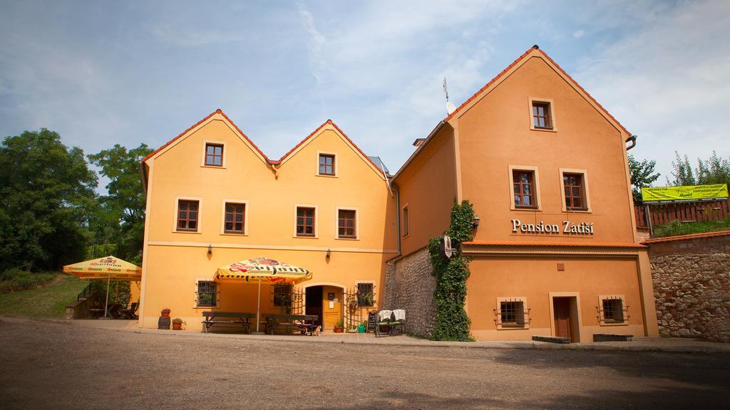 Penzion Zatisi Mikulov Extérieur photo